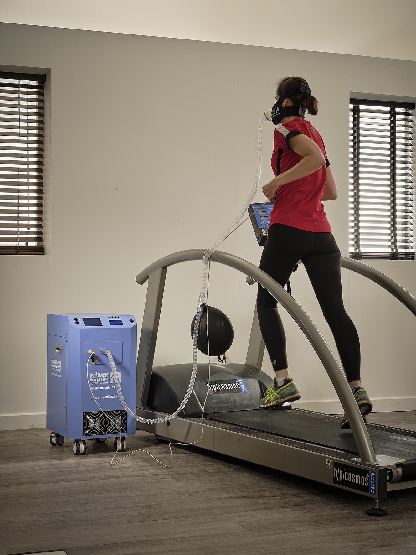 Treino em esteira com sistema de altitude PBAES Pro